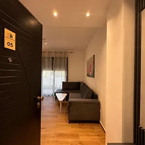 https://bonaparte-apartments.albaniahotels.org