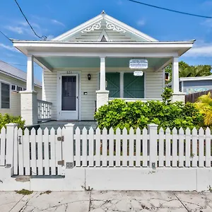  Holiday home Windward Isle United States